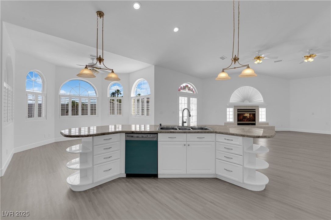 4418 Desert Bloom Court, Las Vegas, Nevada image 11