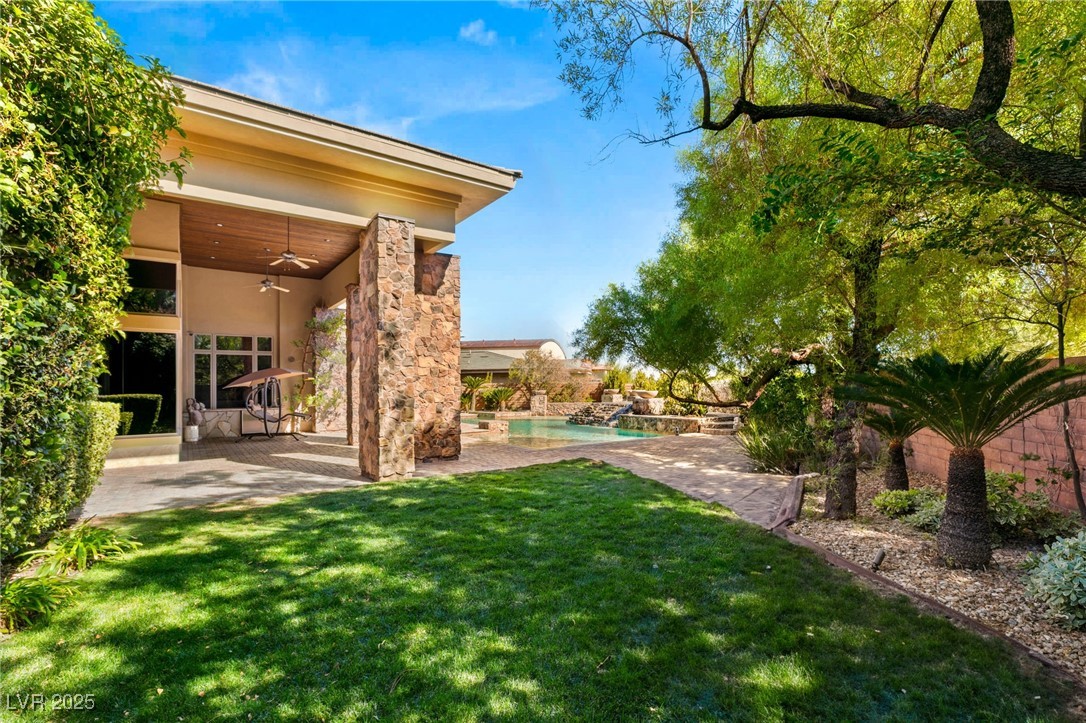 33 Promontory Ridge Drive