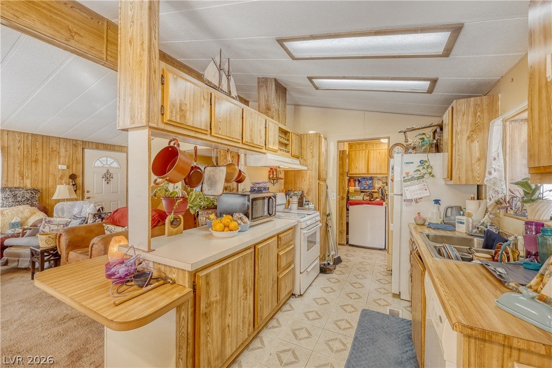 3038 La Barca Lane
