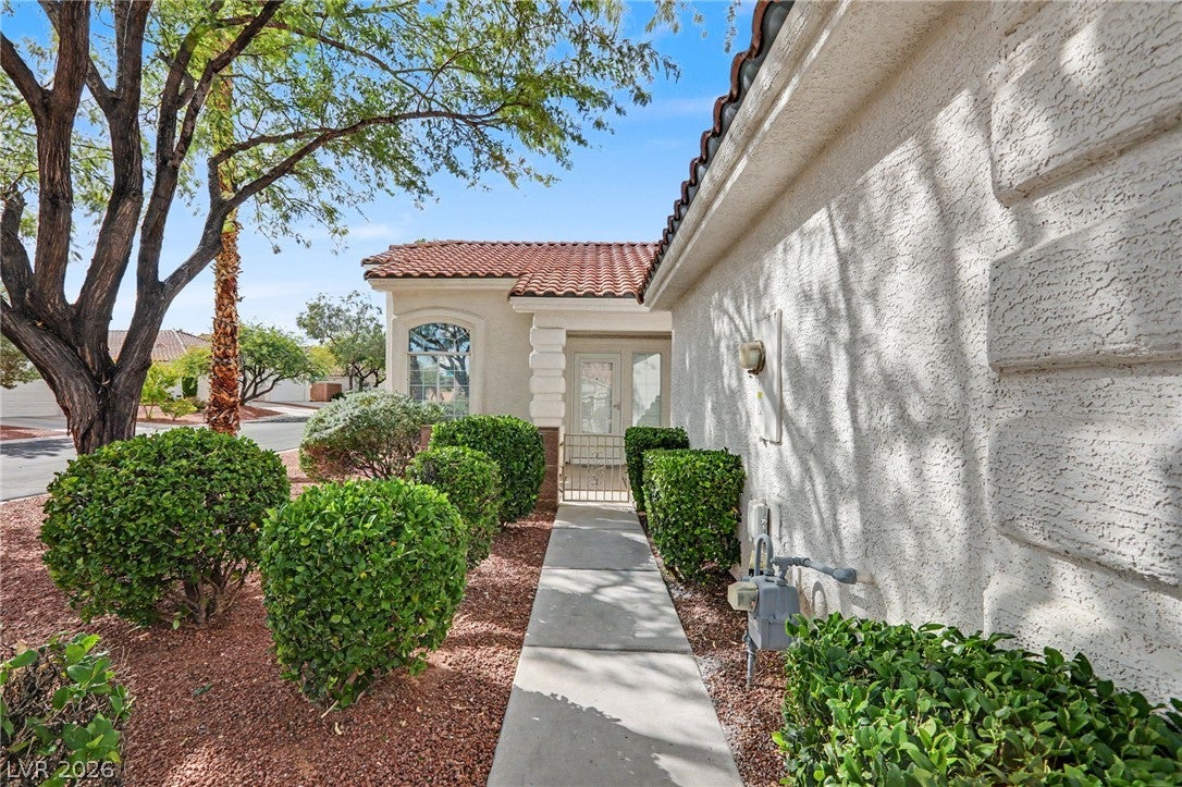 3773 Point Sublime Street
