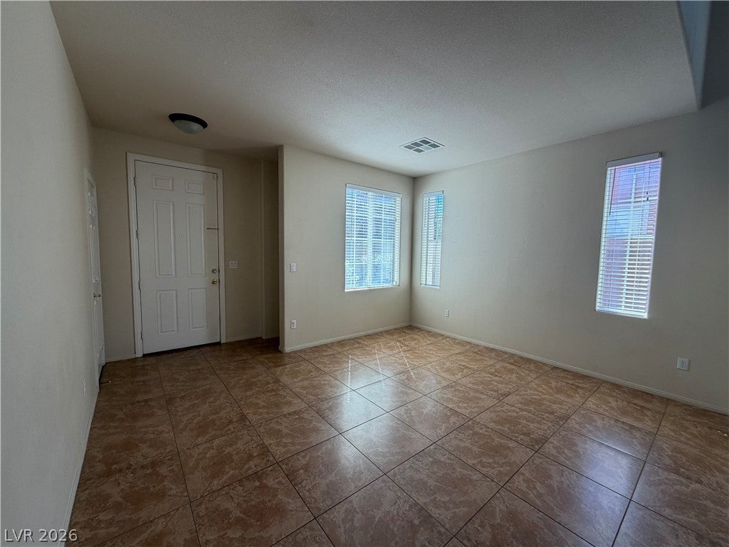 2307 Summer Home Street