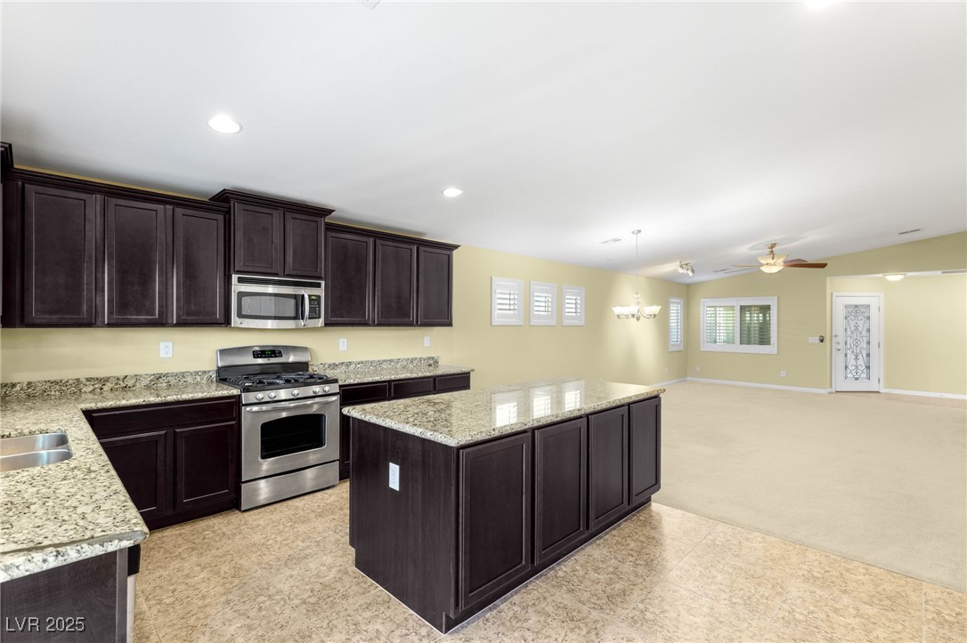 Las Vegas, Nevada 89147, United States, 4 Bedrooms Bedrooms, ,3 BathroomsBathrooms,Residential,Active,254463