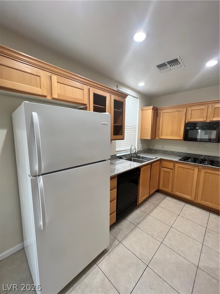 19 E Agate Avenue 303