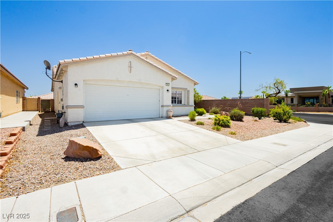 Properties 1 5402 Winterdale Street