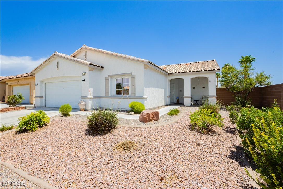 Properties 2 5402 Winterdale Street