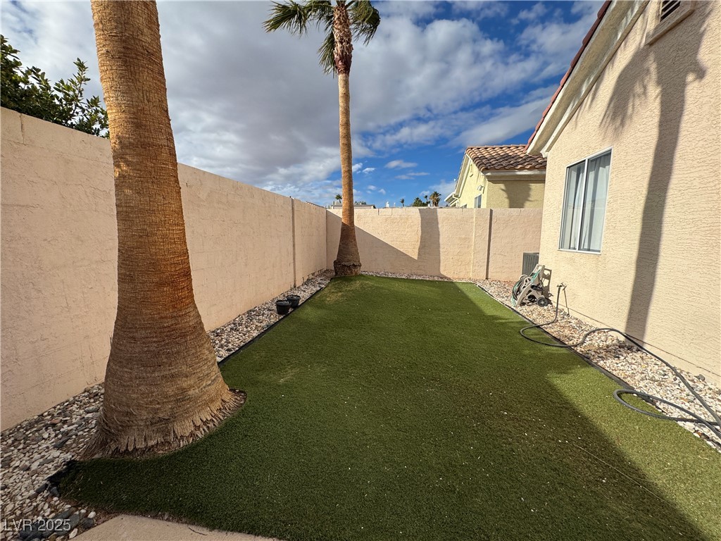 8545 Summer Vista Avenue, Las Vegas, Nevada image 41