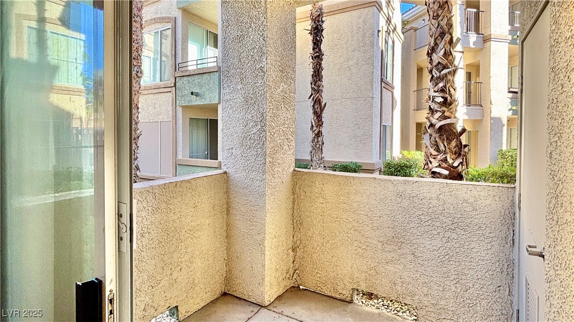 Las Vegas, Nevada 89113, United States, 2 Bedrooms Bedrooms, ,2 BathroomsBathrooms,Residential,Active,251745