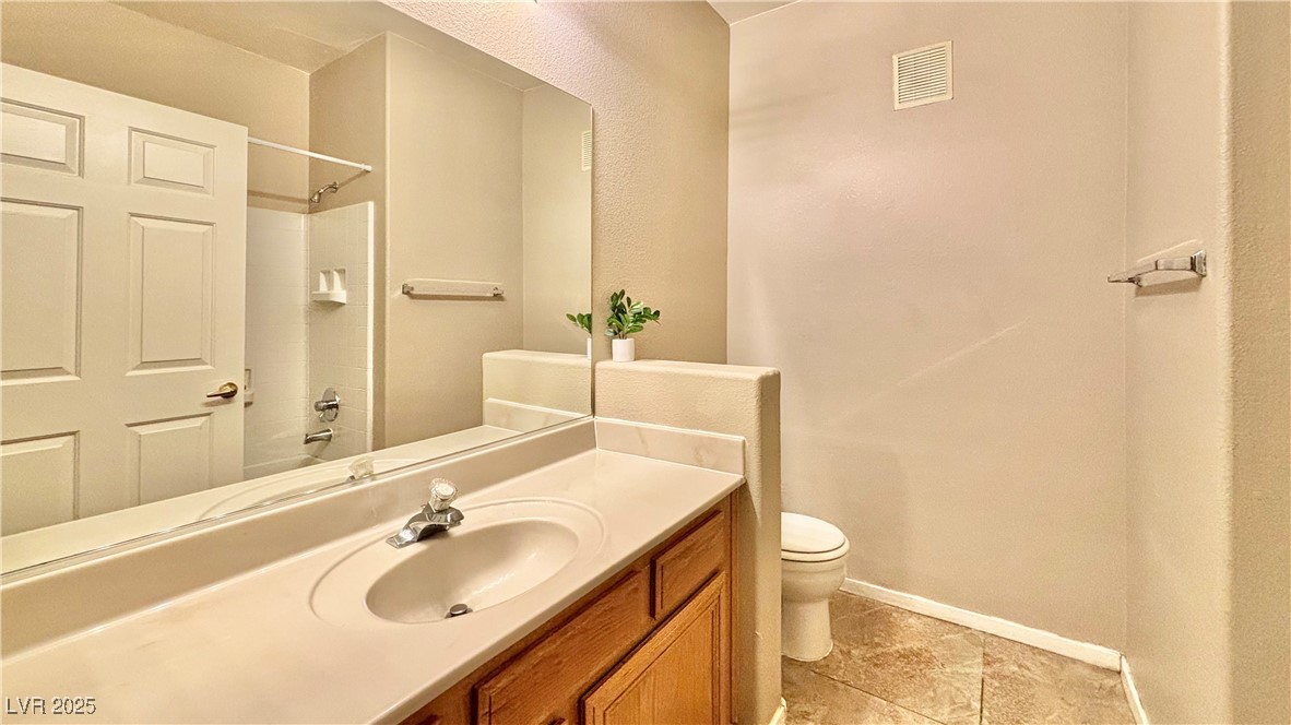 Las Vegas, Nevada 89113, United States, 2 Bedrooms Bedrooms, ,2 BathroomsBathrooms,Residential,Active,251745