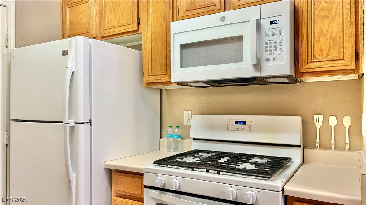 Las Vegas, Nevada 89113, United States, 2 Bedrooms Bedrooms, ,2 BathroomsBathrooms,Residential,Active,251745