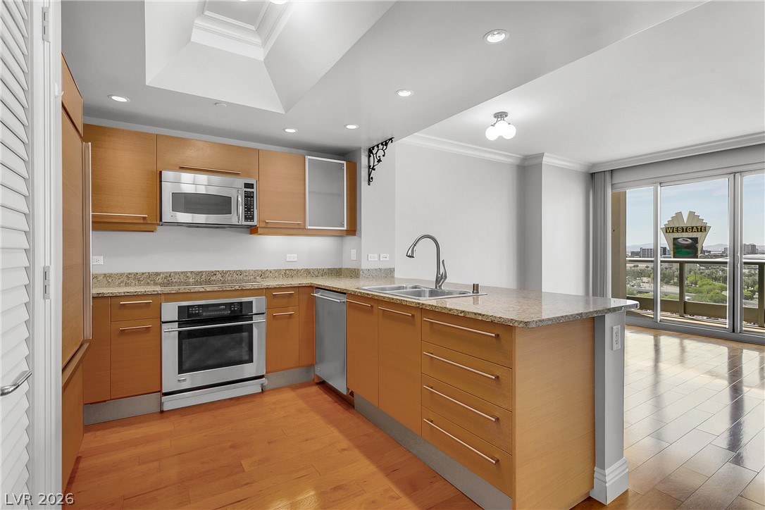 222 Karen Avenue 1103