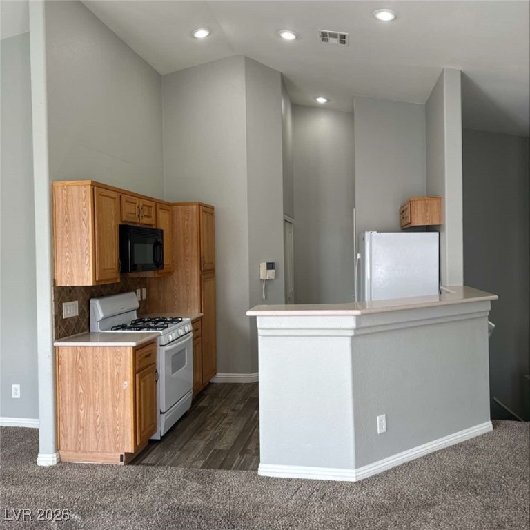 5514 Big Red Court 101