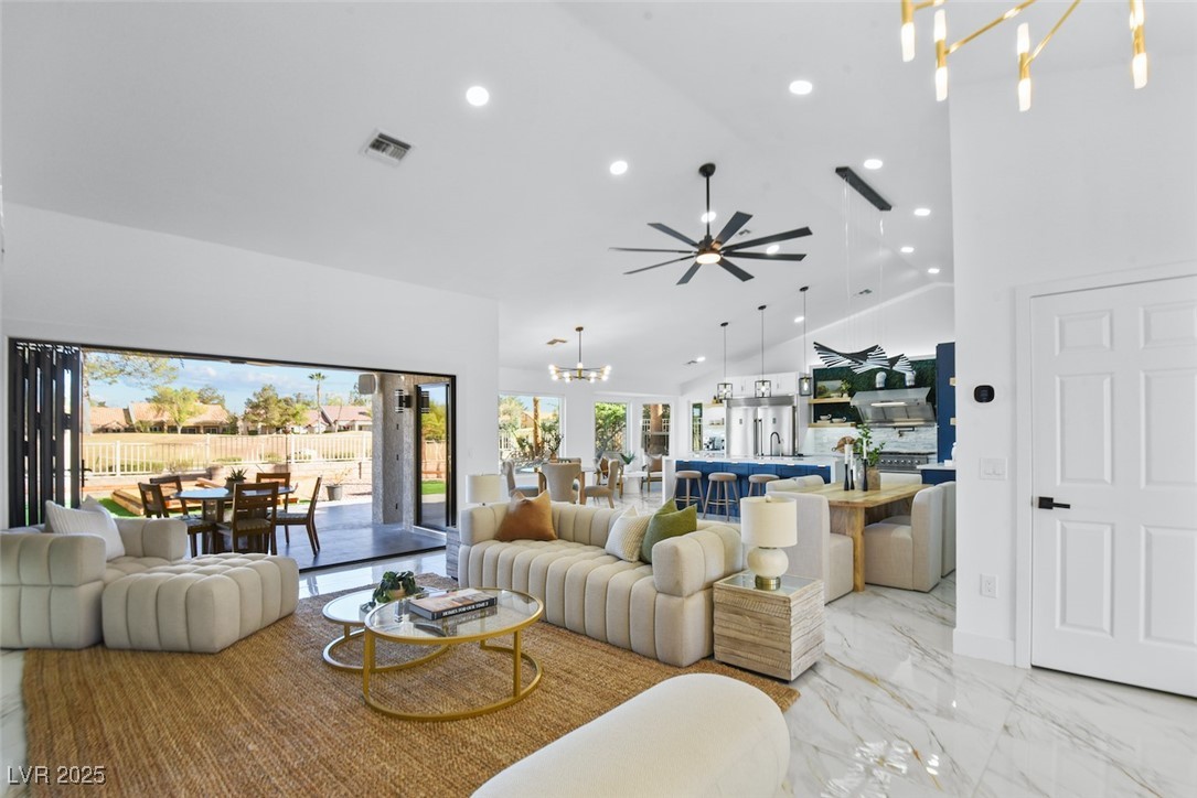 2652 Golfside Drive