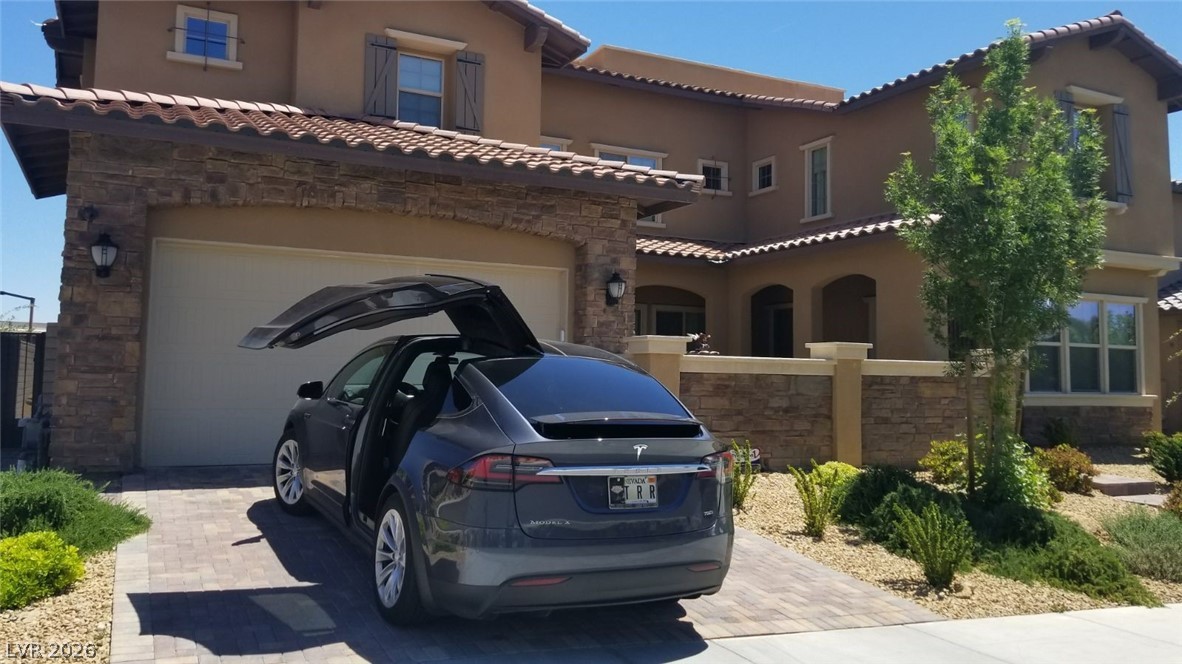 358 Calabria Ridge Street