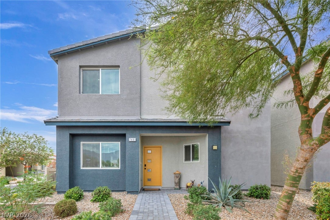 7481 Garnet Moon Street