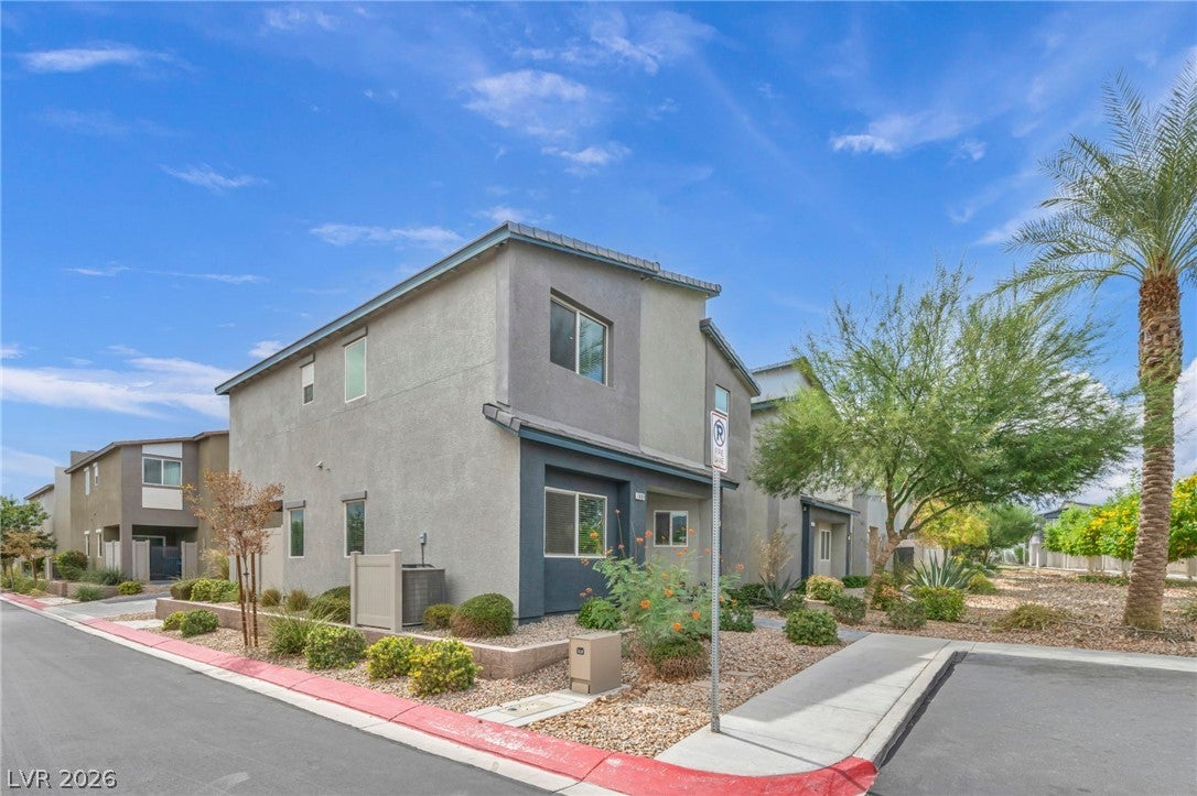 7481 Garnet Moon Street