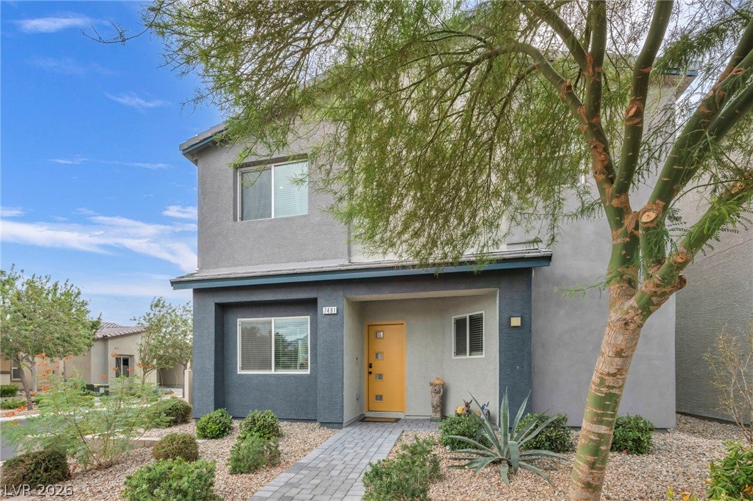 7481 Garnet Moon Street