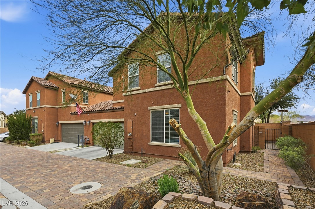 663 Swift Eagle Avenue