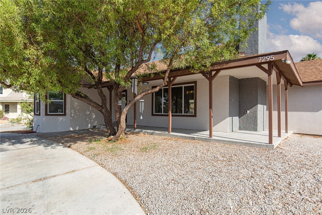 7295 N Torrey Pines Drive