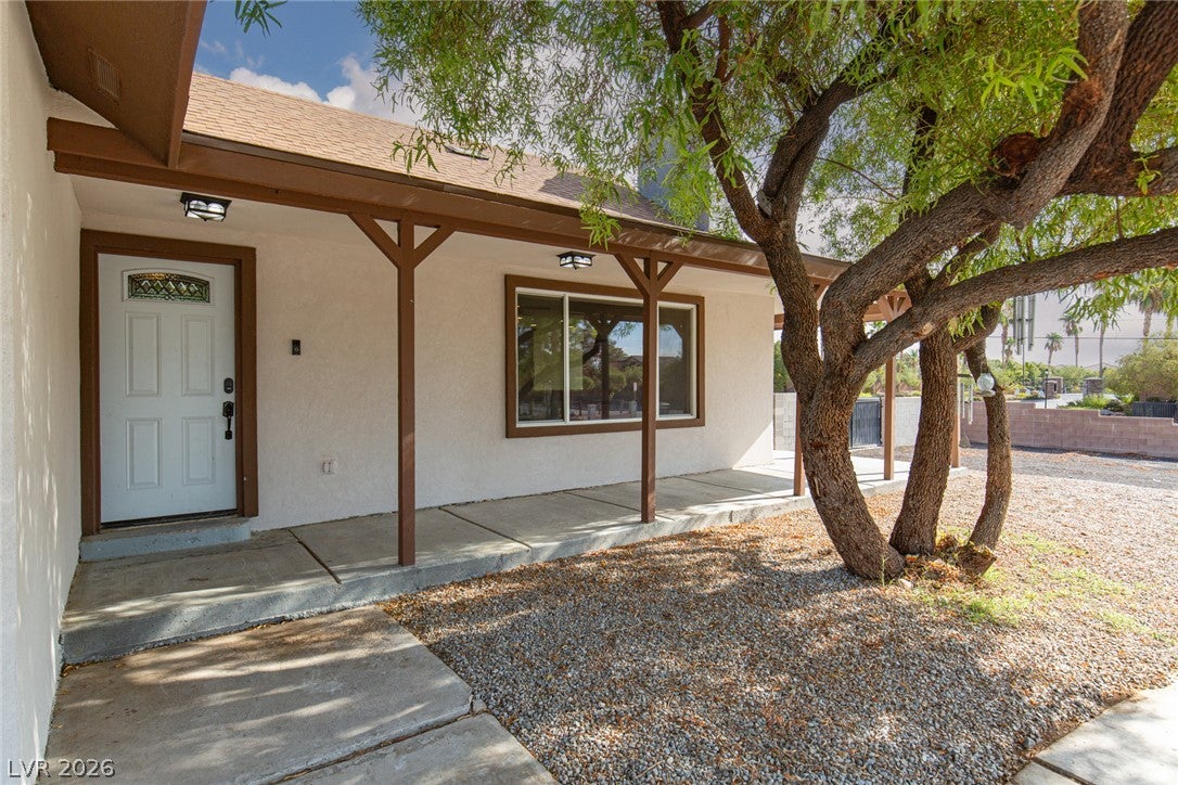 7295 N Torrey Pines Drive