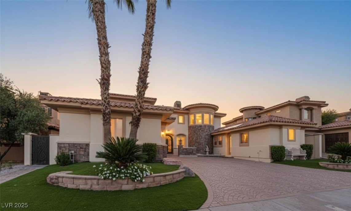 20 Grand Miramar Drive