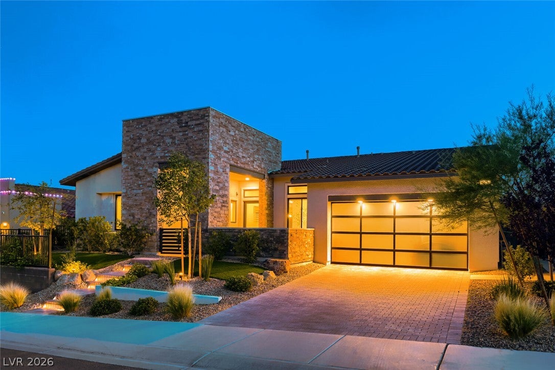 12167 Canyon Sunset Street