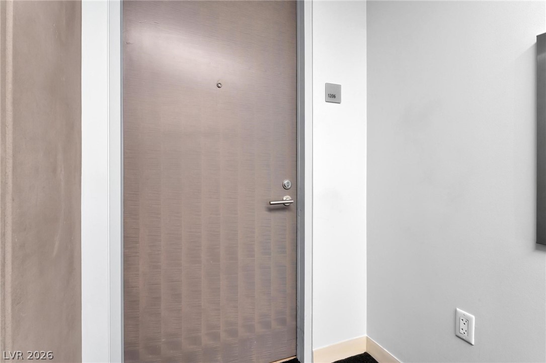 3722 Las Vegas Boulevard 1206