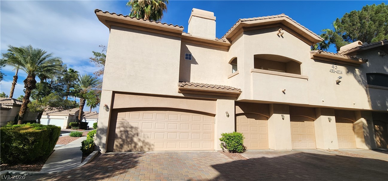 2050 W Warm Springs Road 4323