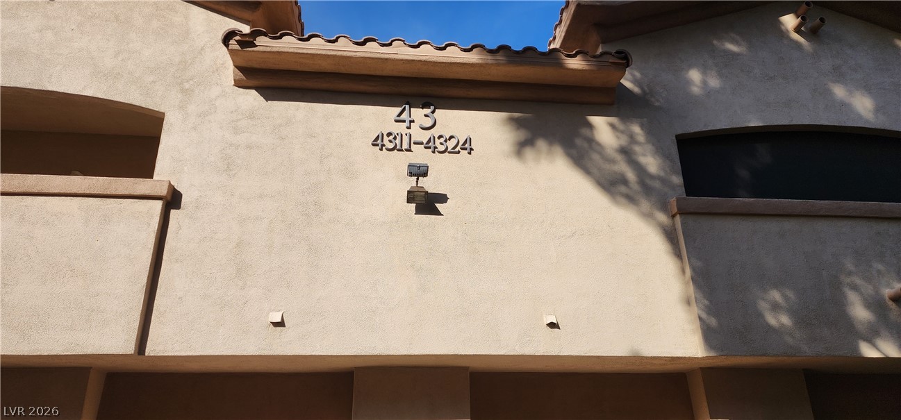 2050 W Warm Springs Road 4323