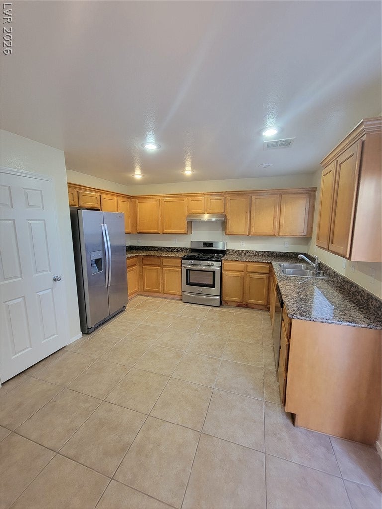 5738 OLD COLONY Drive