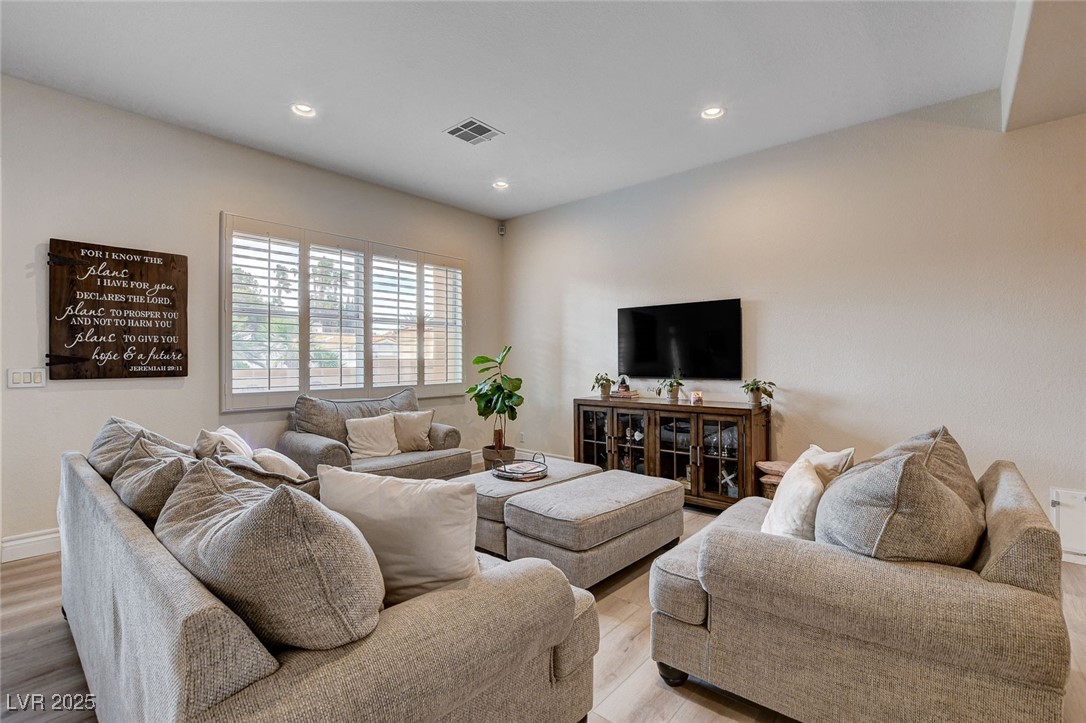 2074 Sutton Way, Henderson, Nevada image 40