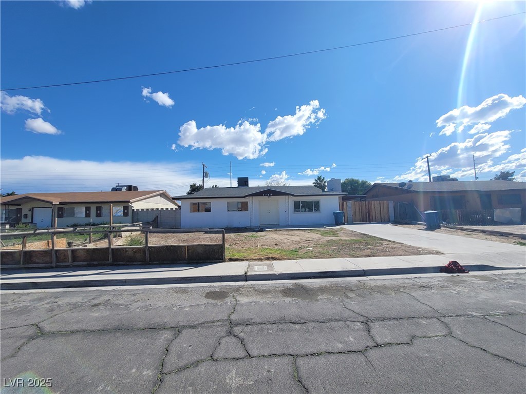 3749 Ponderosa Avenue