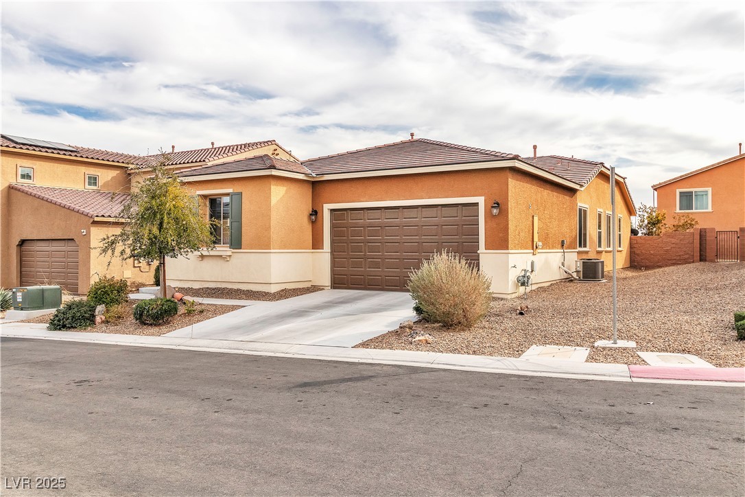825 Great Sky Court, North Las Vegas, Nevada image 2