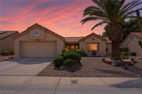 Homes For Sale - 2637 Saltbush Drive<br/> Las Vegas, NV 89134