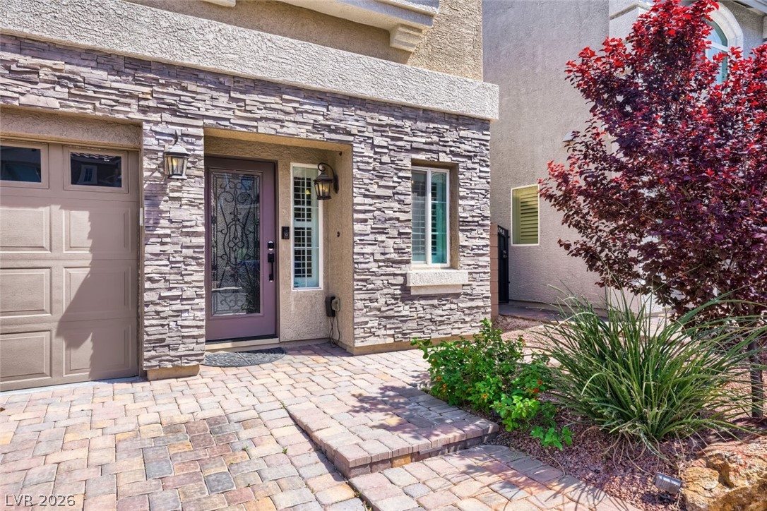 10046 Cardwell Hill Street