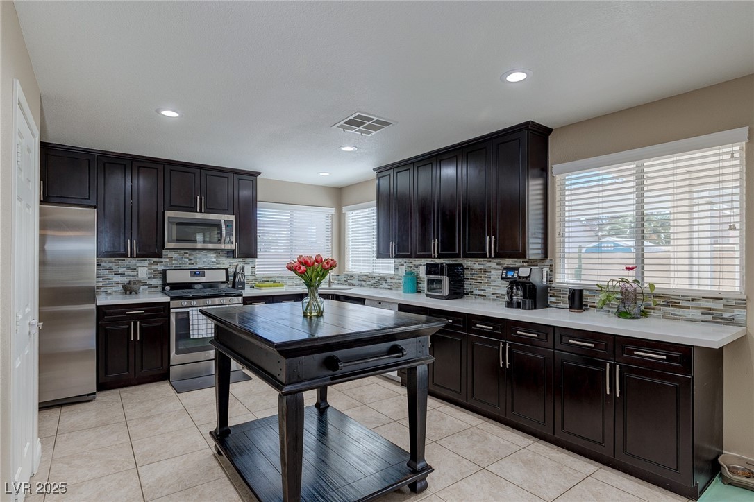 9469 Coral Shine Court, Las Vegas, Nevada image 4