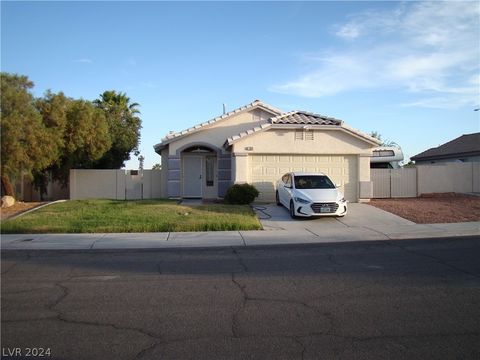 Single Family Residence in Las Vegas NV 7905 Quill Gordon Avenue.jpg