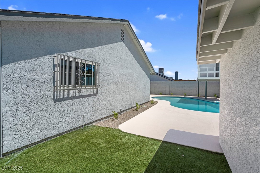 6181 Cedarwood Avenue, Las Vegas, Nevada image 43
