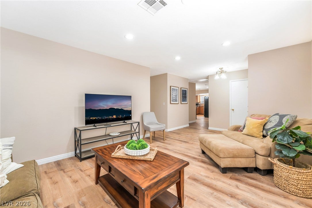 3942 Avocado Drive