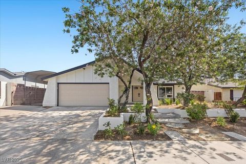 1115 Mariposa Way Boulder City NV 89005