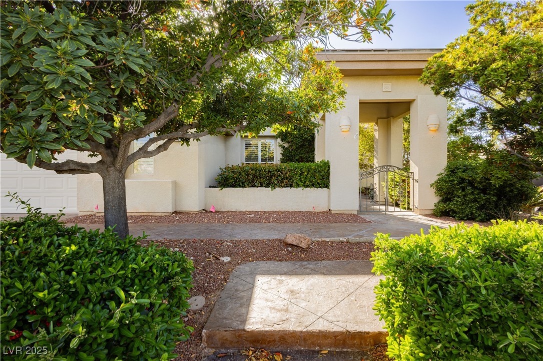 205 Aventura Street