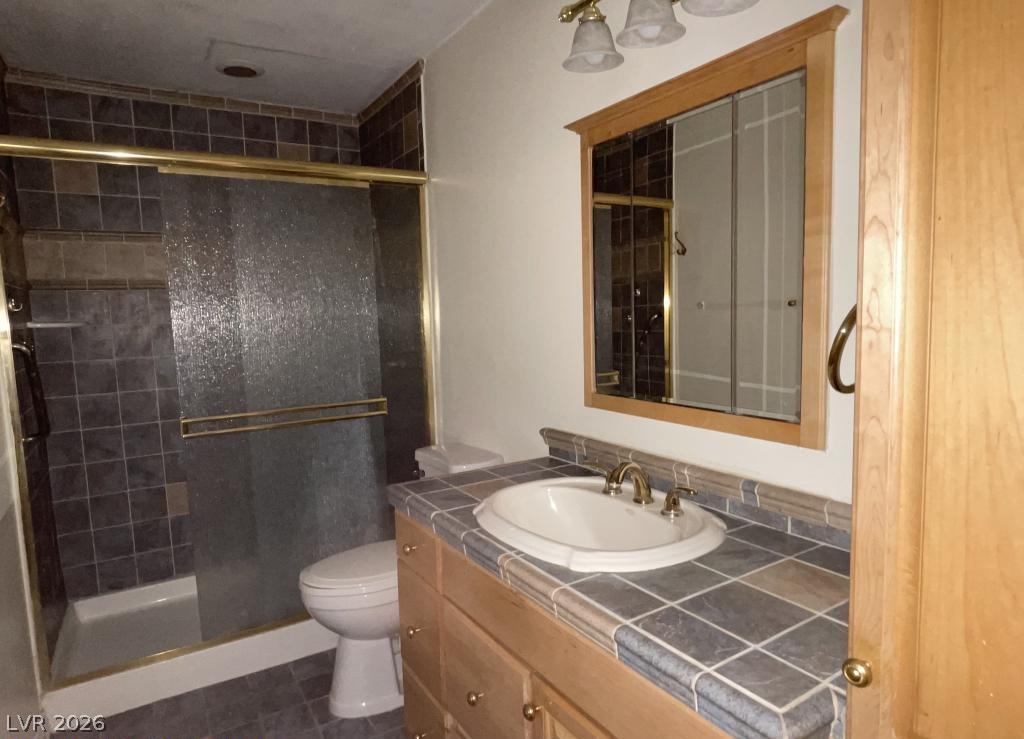 2438 El Paseo Circle