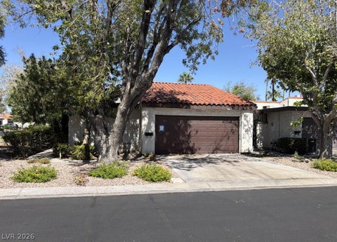 Townhouse For Sale - 2438 El Paseo Circle<br/> Las Vegas, NV 89121