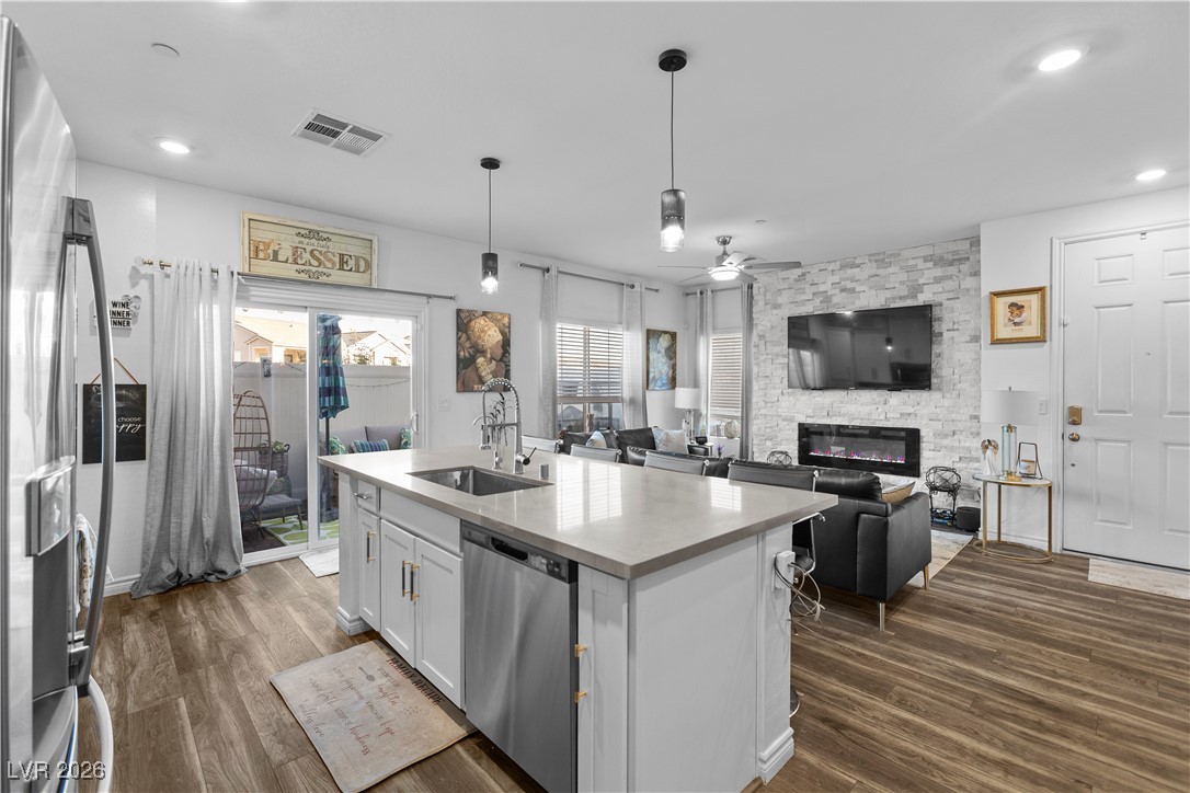 206 Callen Falls Avenue 1514