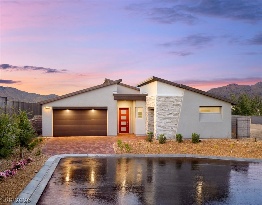 10302 Grey Poplar Court