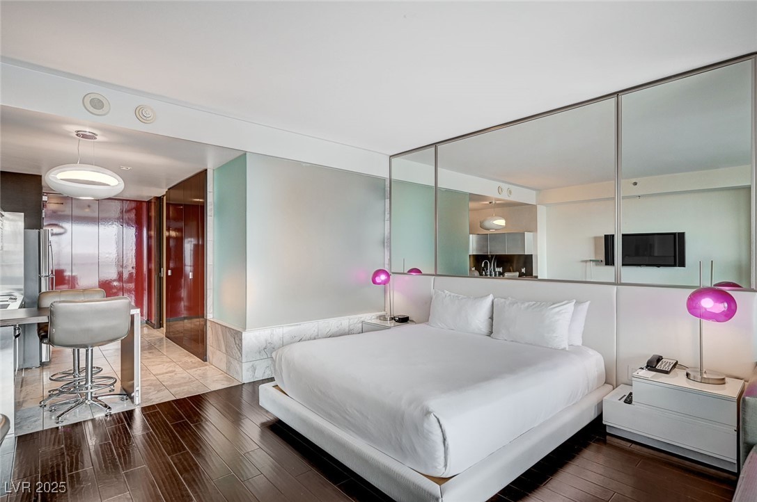 4381 W Flamingo Road 3503