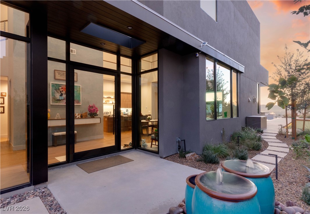 571 Overlook Rim Drive