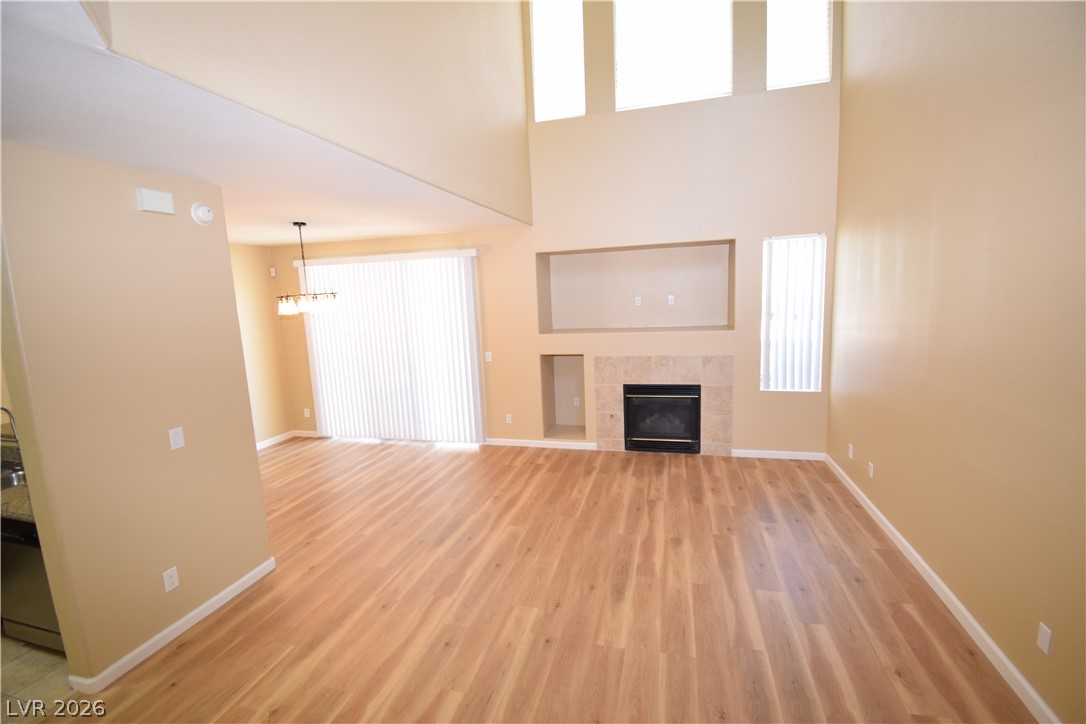 1613 QUEEN VICTORIA Street 103