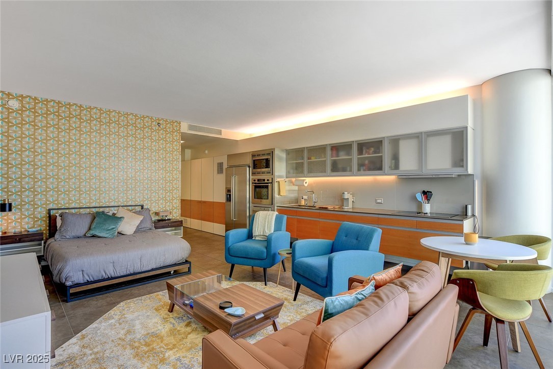 3722 Las Vegas Boulevard 1011
