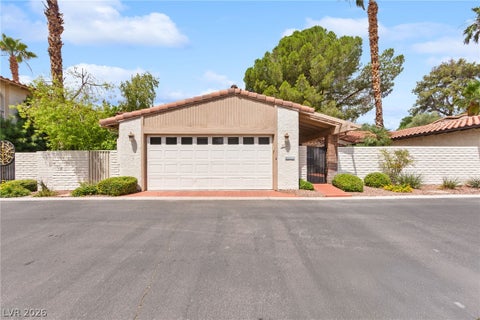 Photo of 2400 Plaza Del Grande, Las Vegas, NV 89102 (MLS # 2790977)