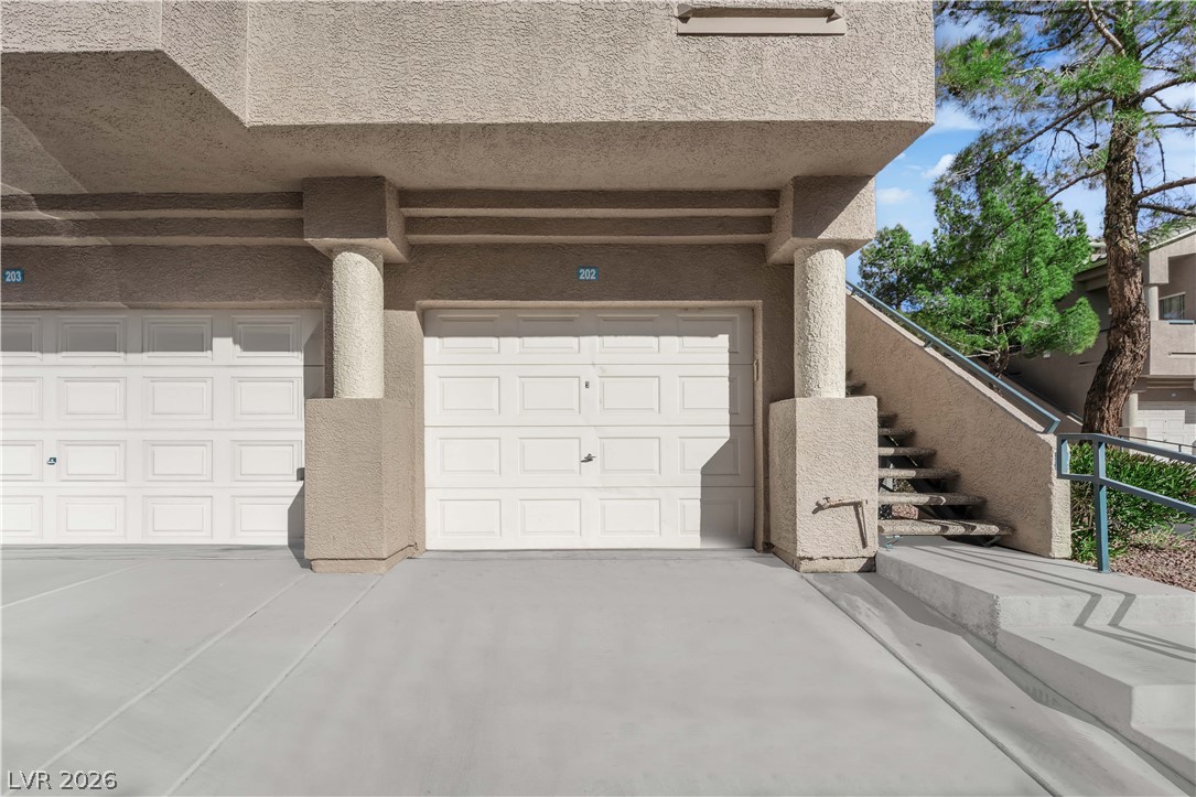 2001 Turquoise Ridge Street 202